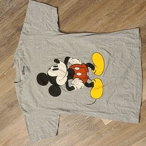 Disney Mickey Shirt Size Medium